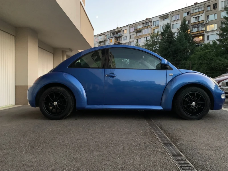 VW Beetle 2.0 Бензин, снимка 1 - Автомобили и джипове - 46900769