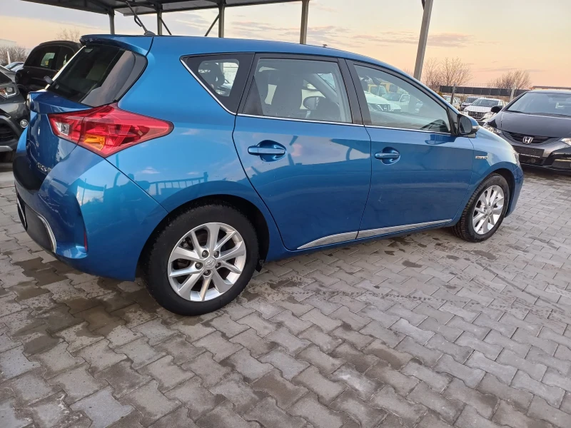 Toyota Auris 1.8Hybrid , снимка 5 - Автомобили и джипове - 47814481