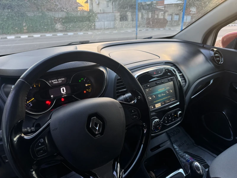 Renault Captur BENZIN AUSTRIA, снимка 9 - Автомобили и джипове - 48040044