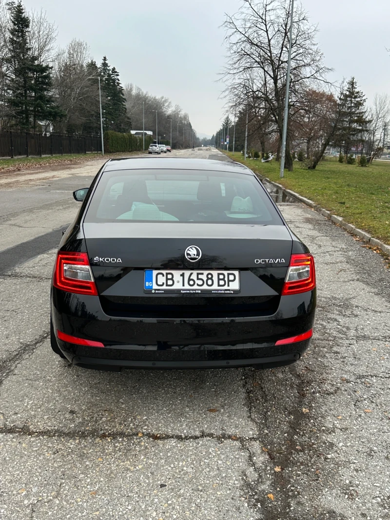 Skoda Octavia, снимка 2 - Автомобили и джипове - 48286332