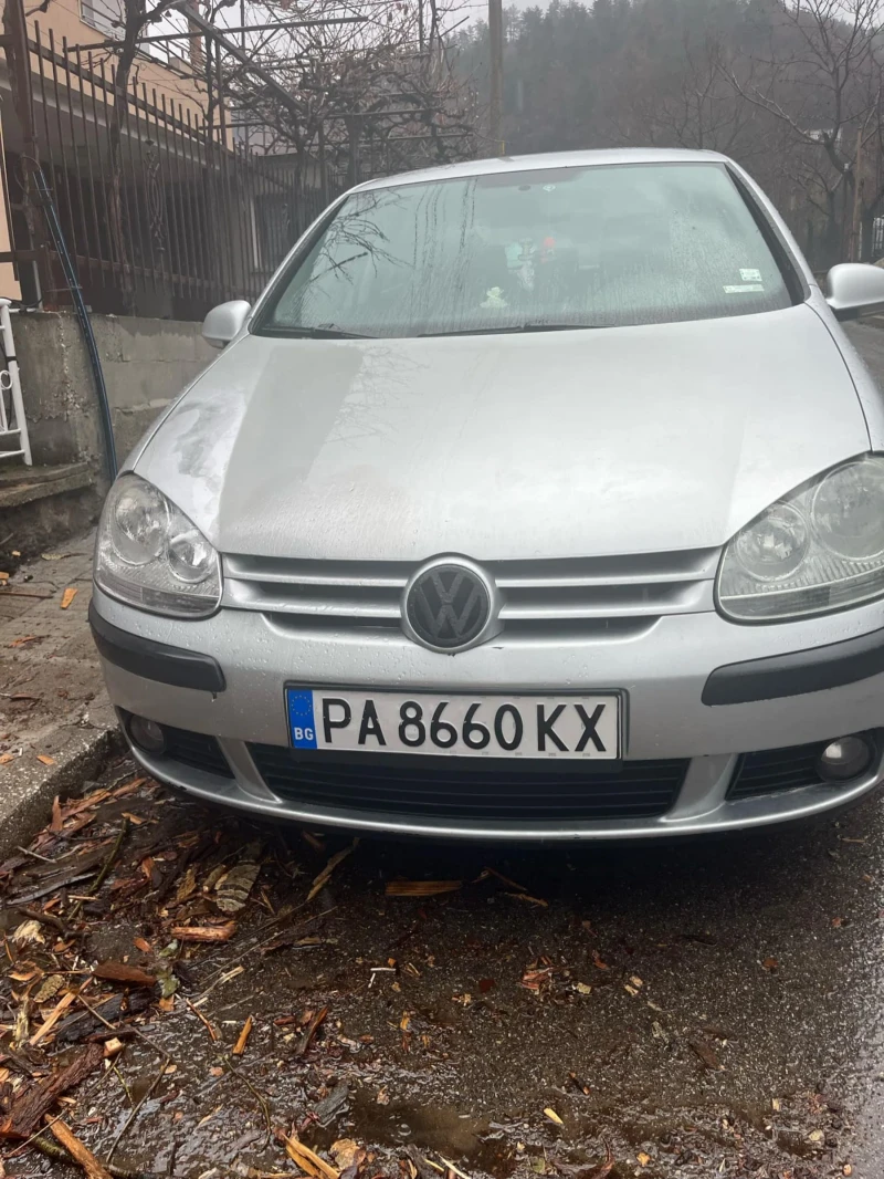 VW Golf, снимка 1 - Автомобили и джипове - 49358942