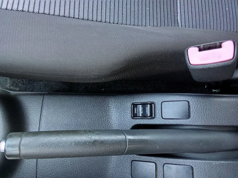 Fiat Sedici 1.6i-4x4-ГАЗ, снимка 13 - Автомобили и джипове - 50701048