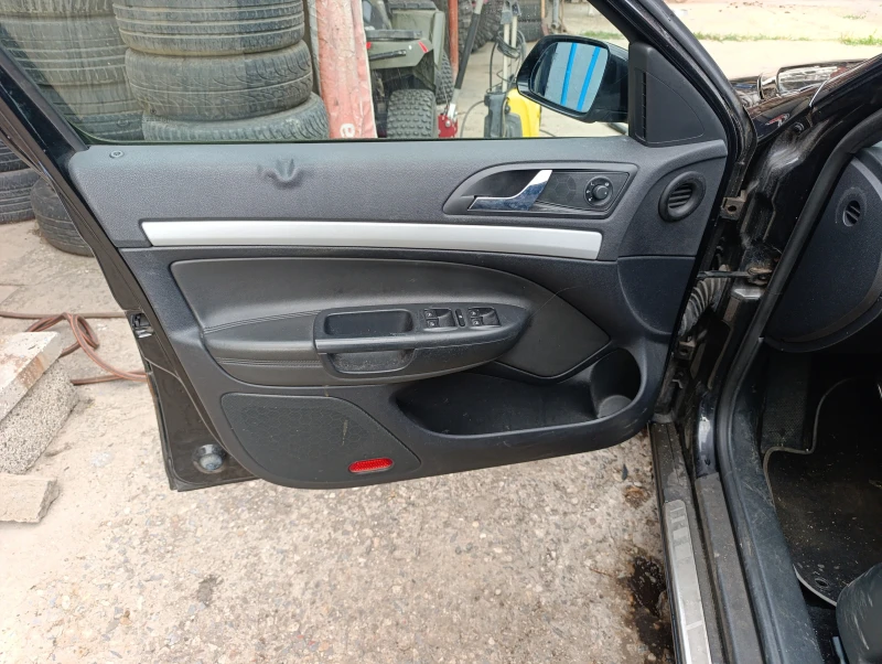 Skoda Octavia 2.0TDI VRS , снимка 6 - Автомобили и джипове - 51199158