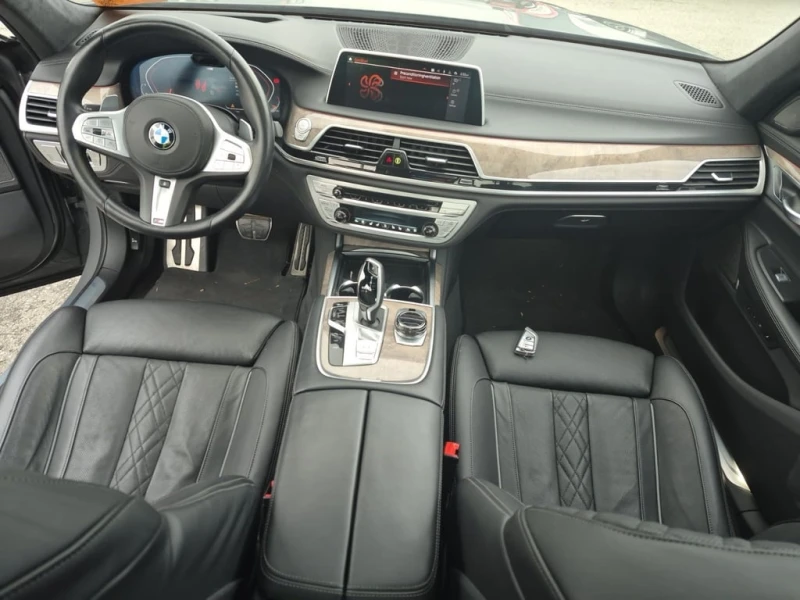 BMW 750 * 750LI XDRIVE * CARFAX * БЕЗ ПЪРВОНАЧАЛНА ВНОСКА, снимка 11 - Автомобили и джипове - 52801730