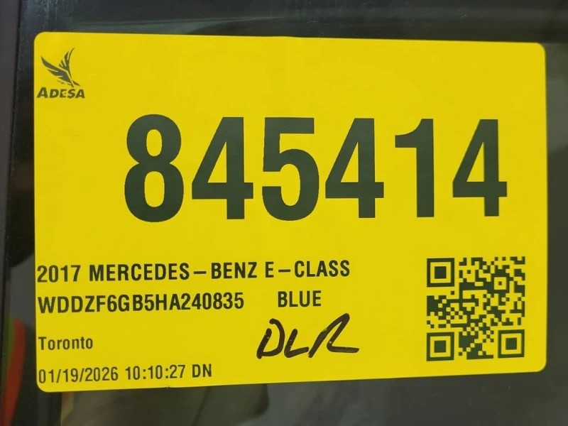 Mercedes-Benz E 400 CARFAX, снимка 17 - Автомобили и джипове - 53293005