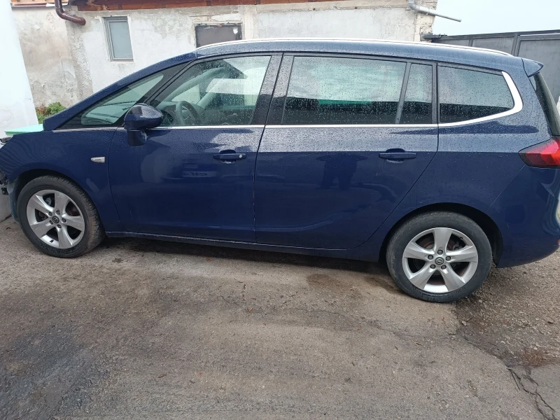 Opel Zafira 1.6МЕТАН, снимка 2 - Автомобили и джипове - 53558183