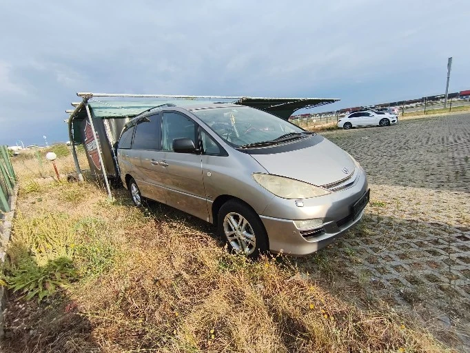 Toyota Previa  - изображение 2