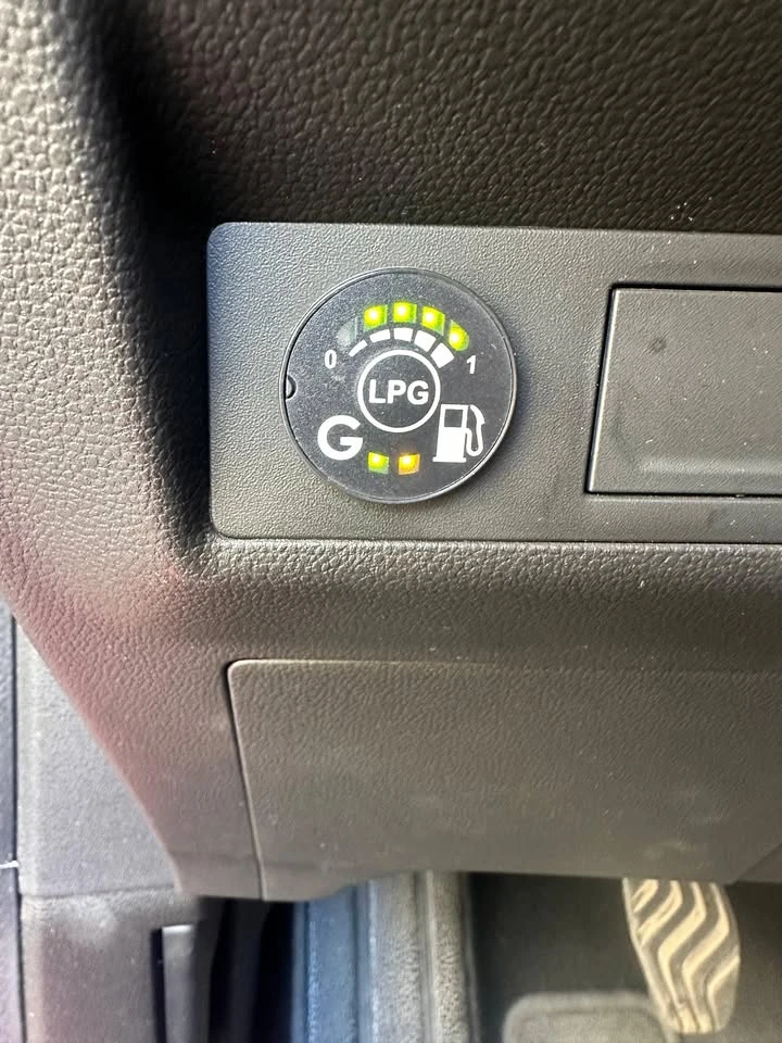 Renault Captur II LPG, снимка 13 - Автомобили и джипове - 53959847