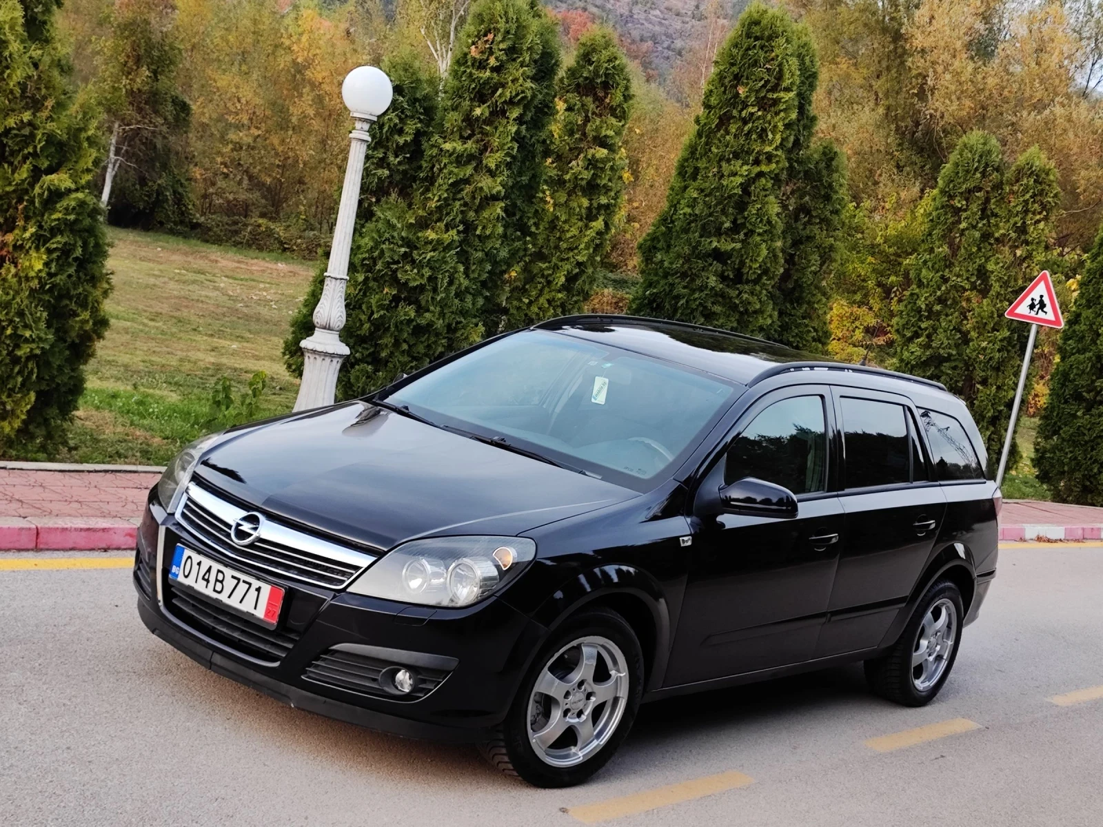 Opel Astra 1.9CDTI(101)* КОМБИ* НОВ ВНОС*  - изображение 3