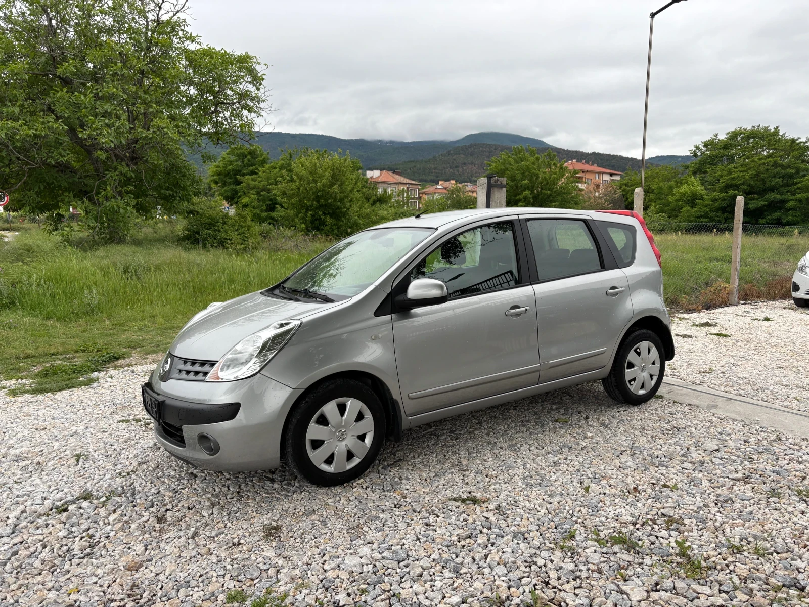 Nissan Note 1.4 i 88 ps  - изображение 4