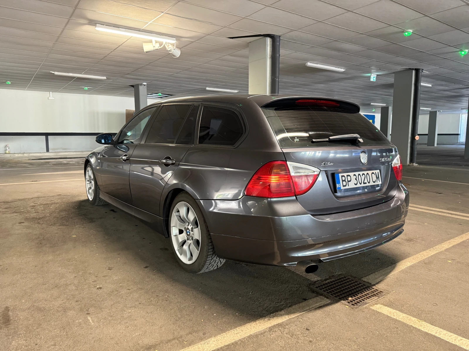 BMW 320  - изображение 4