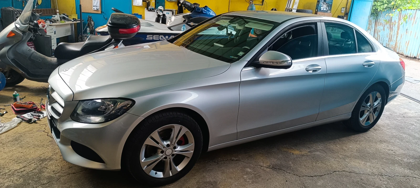 Mercedes-Benz C 180  - изображение 2