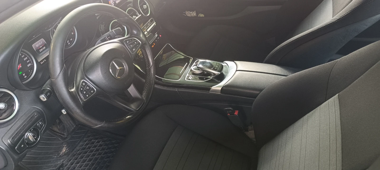 Mercedes-Benz C 180  - изображение 6