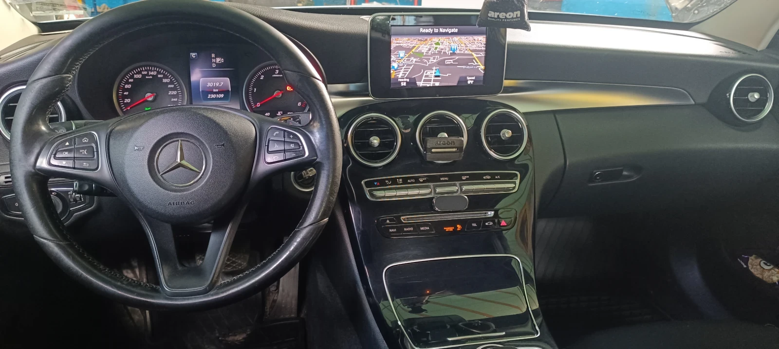 Mercedes-Benz C 180  - изображение 5
