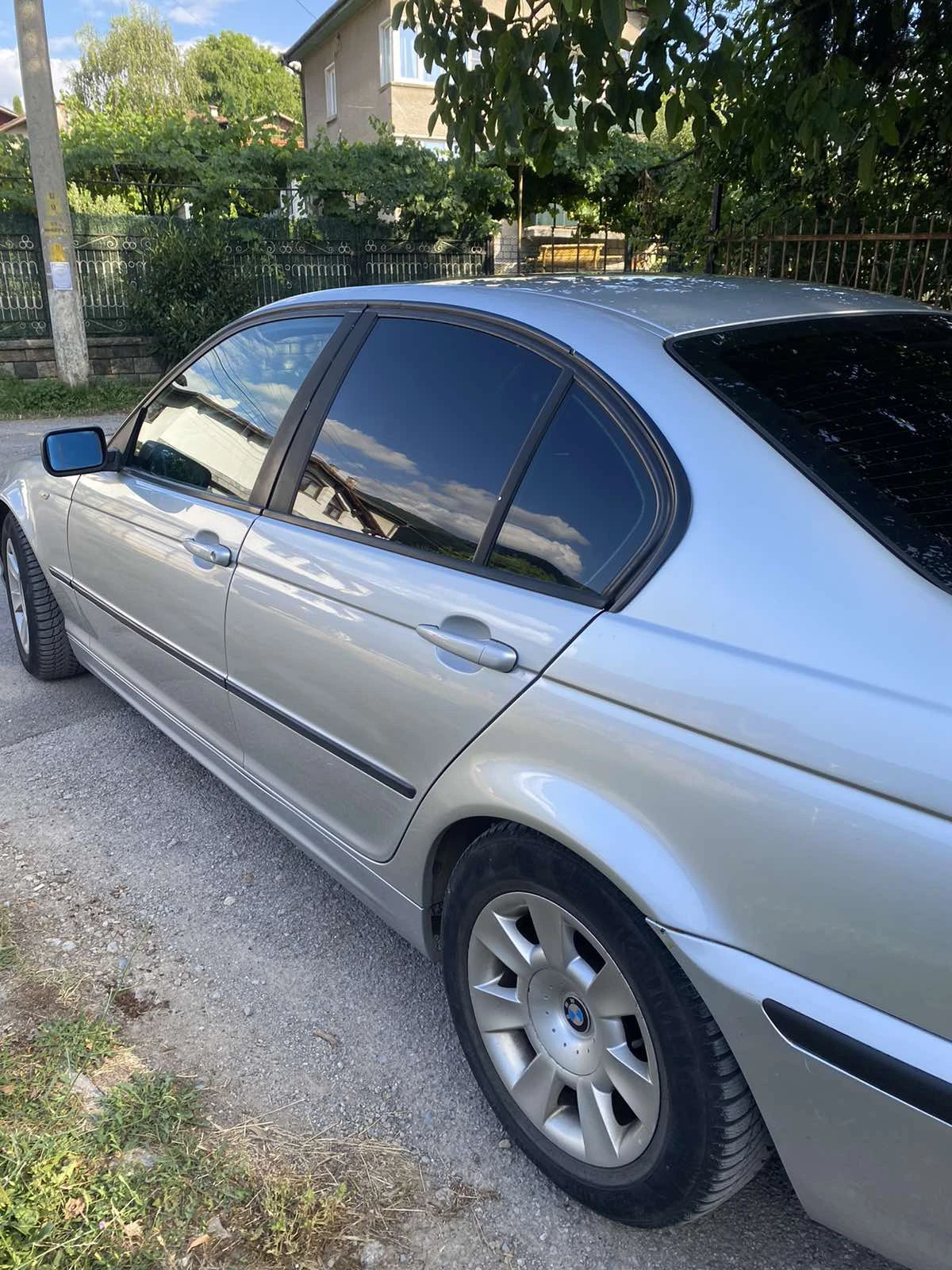 BMW 320  - изображение 4