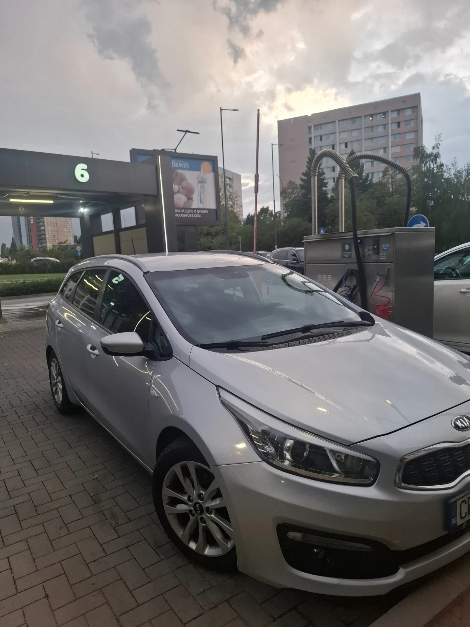 Kia Ceed SW | Mobile.bg   13