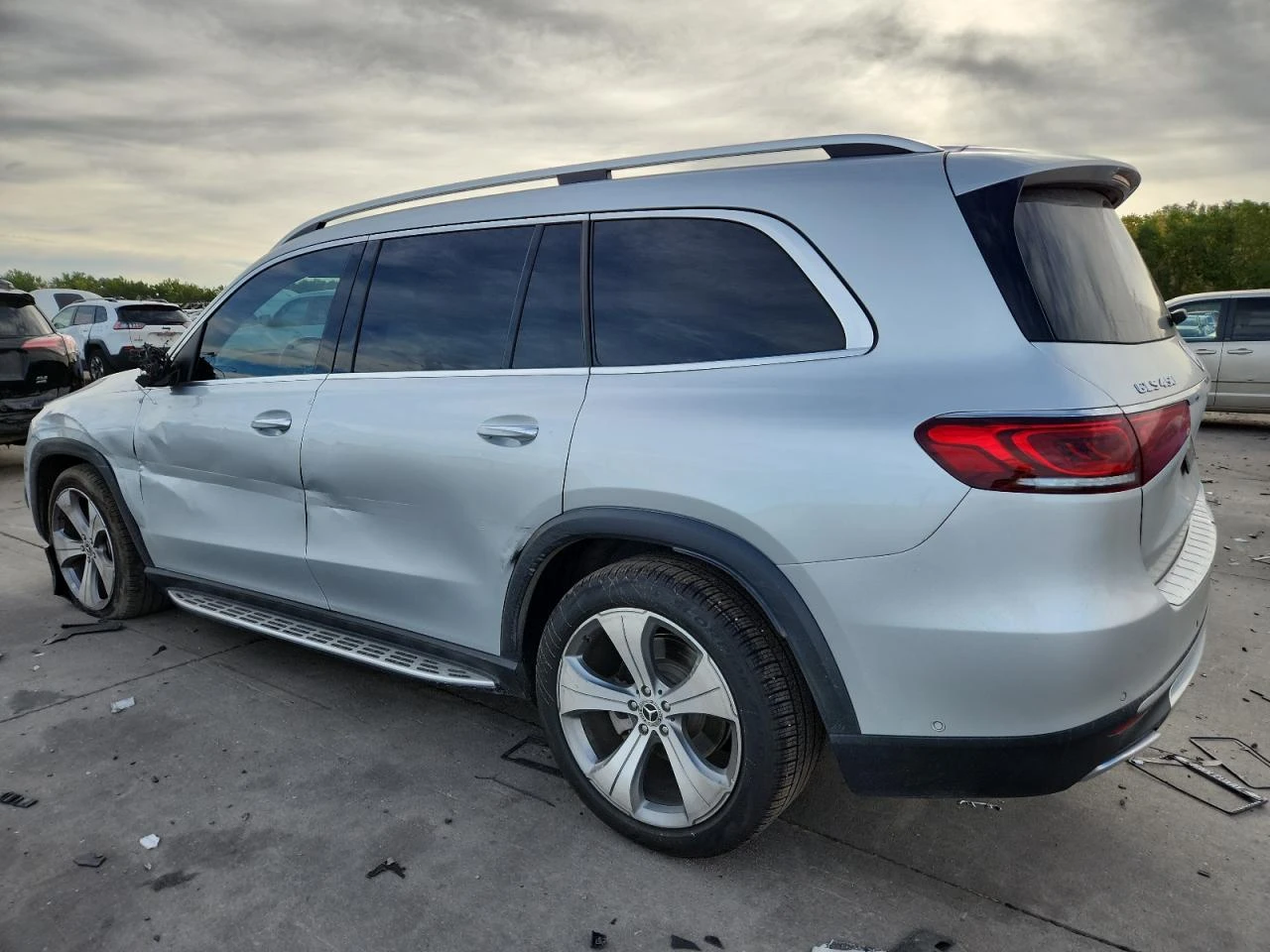 Mercedes-Benz GLS 450 4MATIC / AMG пакет / Launch Assist / Dynamic LED / - изображение 6