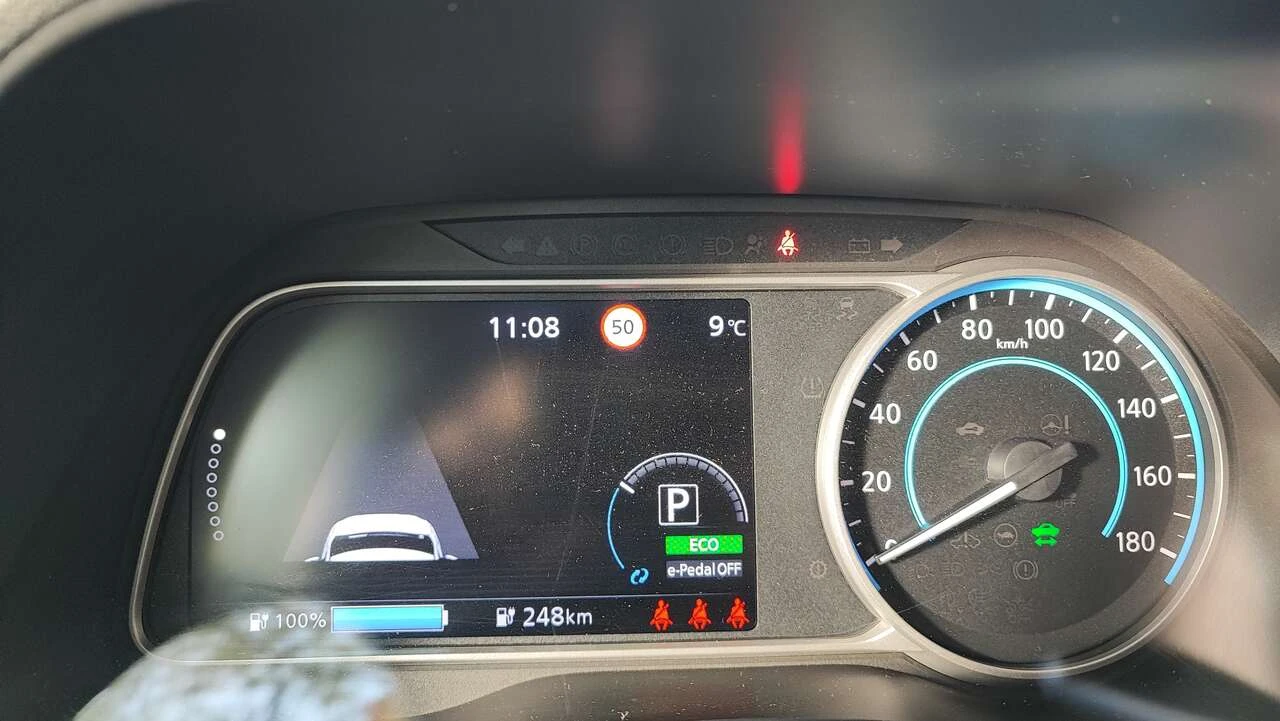 Nissan Leaf  N-Connectа 40kWh - изображение 7