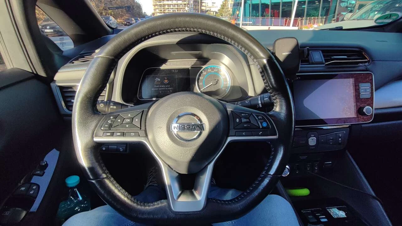 Nissan Leaf  N-Connectа 40kWh - изображение 6