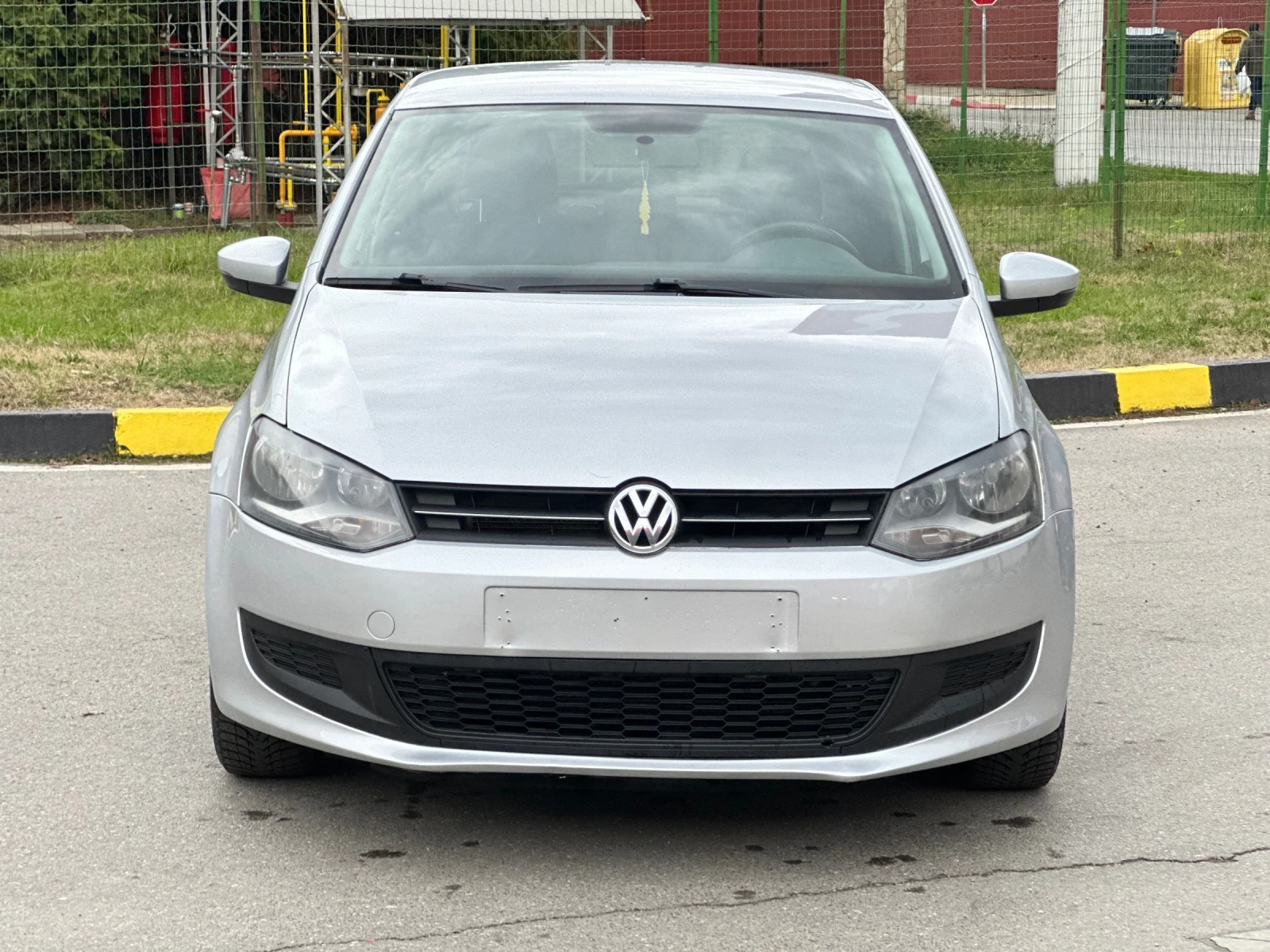 VW Polo 1.6TDI Навигация* Климатик - изображение 3