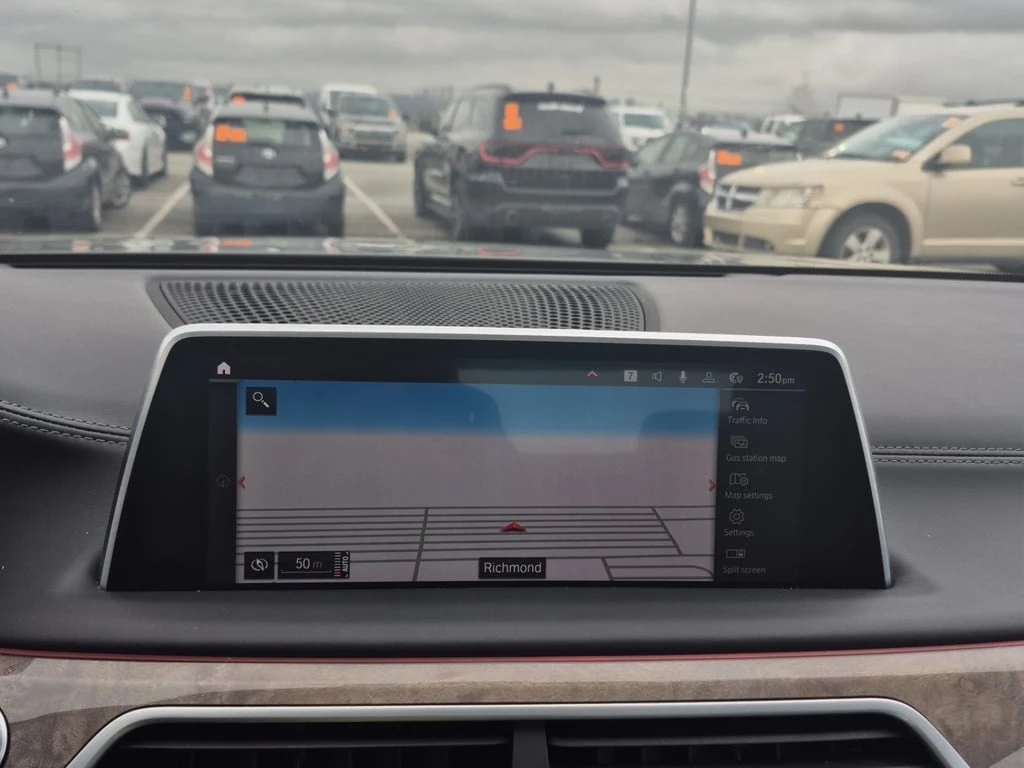 BMW 750 * 750LI XDRIVE * CARFAX * БЕЗ ПЪРВОНАЧАЛНА ВНОСКА - изображение 9