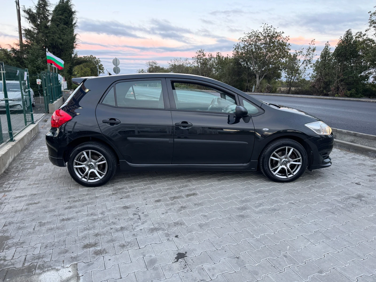 Toyota Auris 1.4 D4D SPORT LINE 90 �.�  | Mobile.bg � ����������� 7