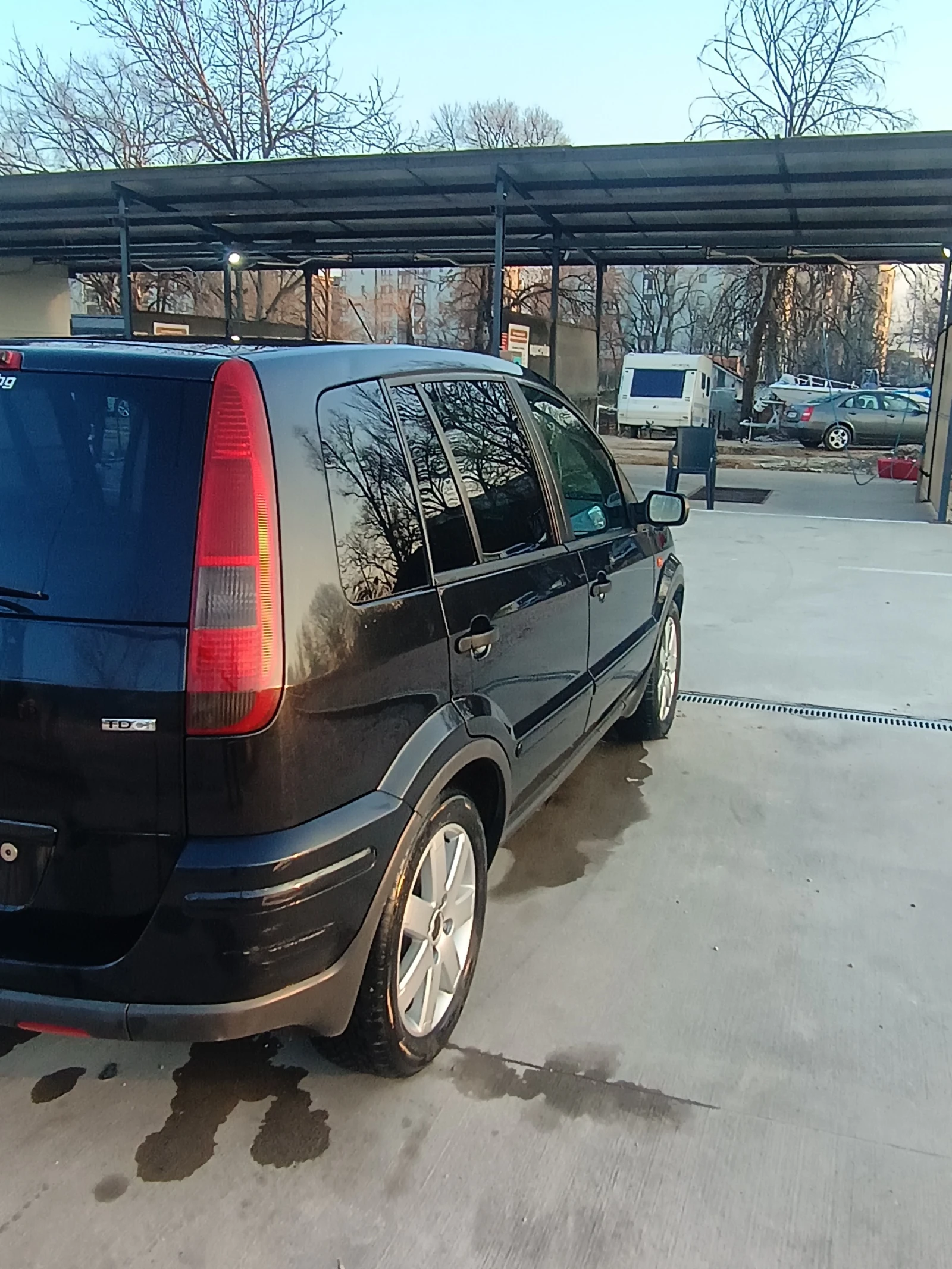 Ford Fusion  - изображение 2