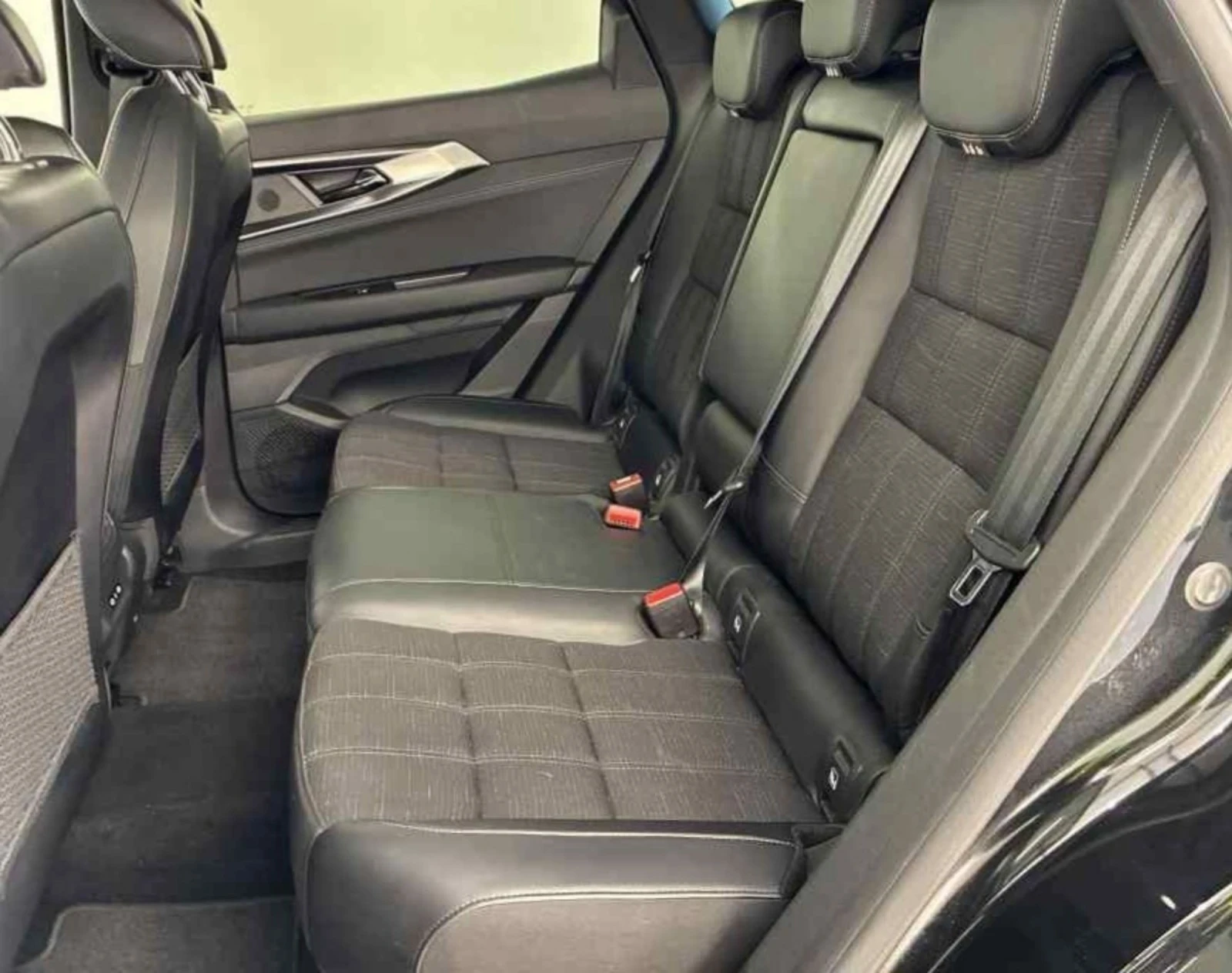 Renault Austral HEV 200 E TECH HYBRID ICONIC.KAMERA.LED.NAVI, снимка 11 - Автомобили и джипове - 53727625