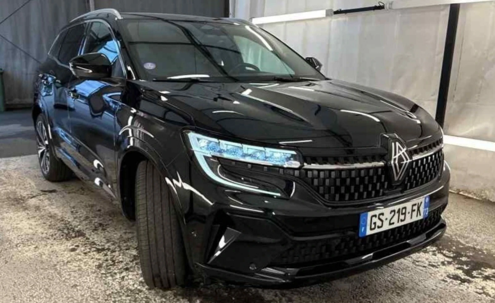 Renault Austral HEV 200 E TECH HYBRID ICONIC.KAMERA.LED.NAVI, снимка 3 - Автомобили и джипове - 53727625