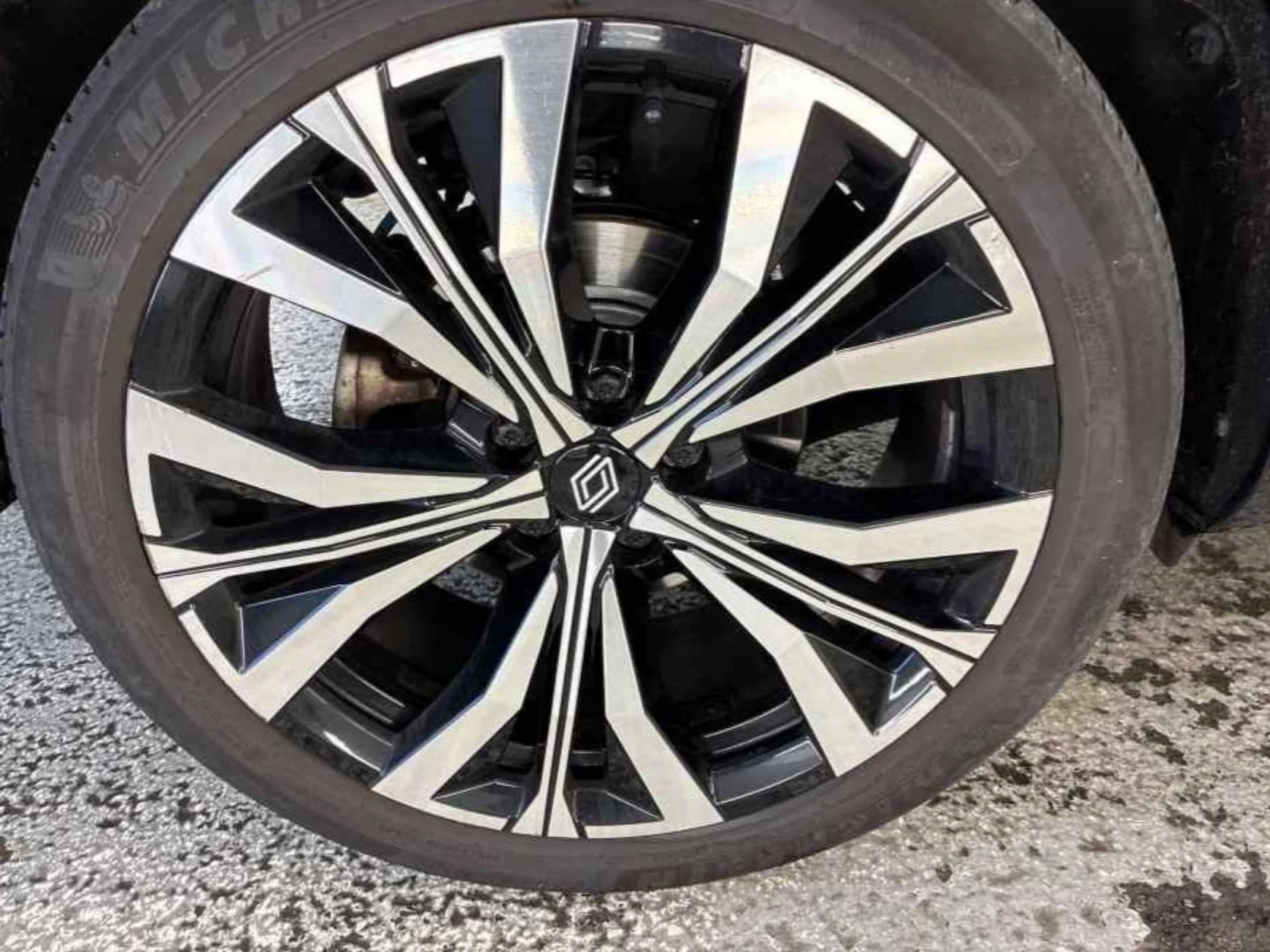 Renault Austral HEV 200 E TECH HYBRID ICONIC.KAMERA.LED.NAVI, снимка 6 - Автомобили и джипове - 53727625