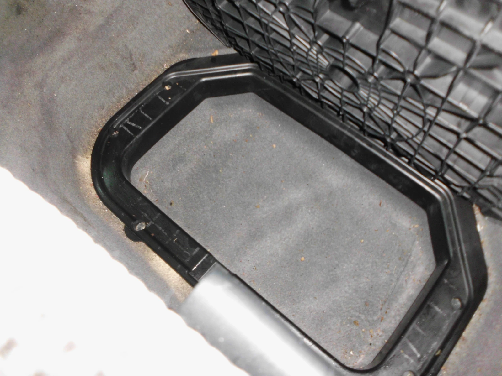 VW Touran 4 цилиндра, снимка 9 - Автомобили и джипове - 54009002