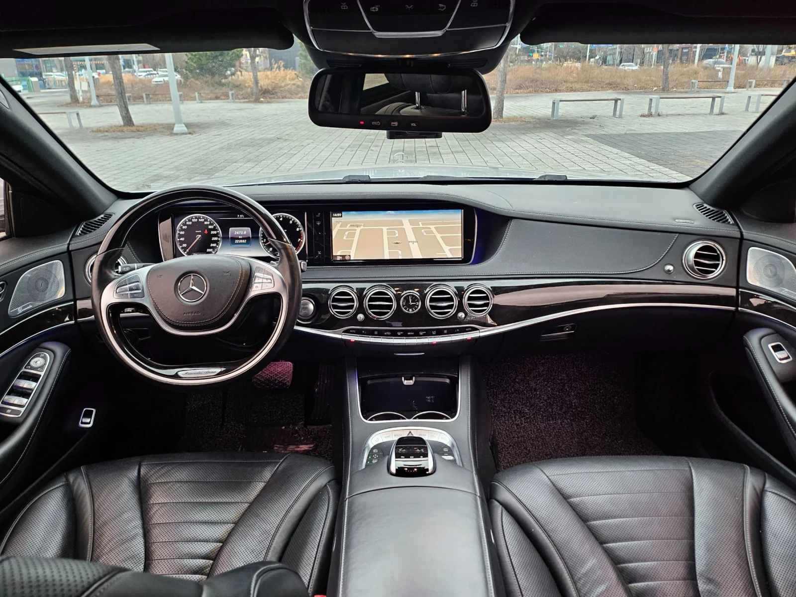 Mercedes-Benz S 550 L / DISTRONIC / BANG&OLUFESEN / TV / МАСАЖ / ОБДУХ, снимка 9 - Автомобили и джипове - 54009223