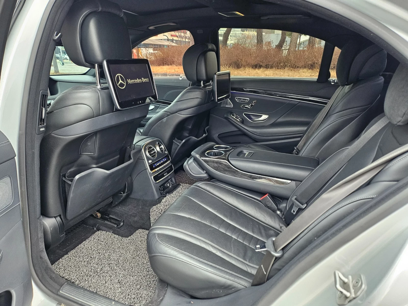Mercedes-Benz S 550 L / DISTRONIC / BANG&OLUFESEN / TV / МАСАЖ / ОБДУХ, снимка 12 - Автомобили и джипове - 54009223