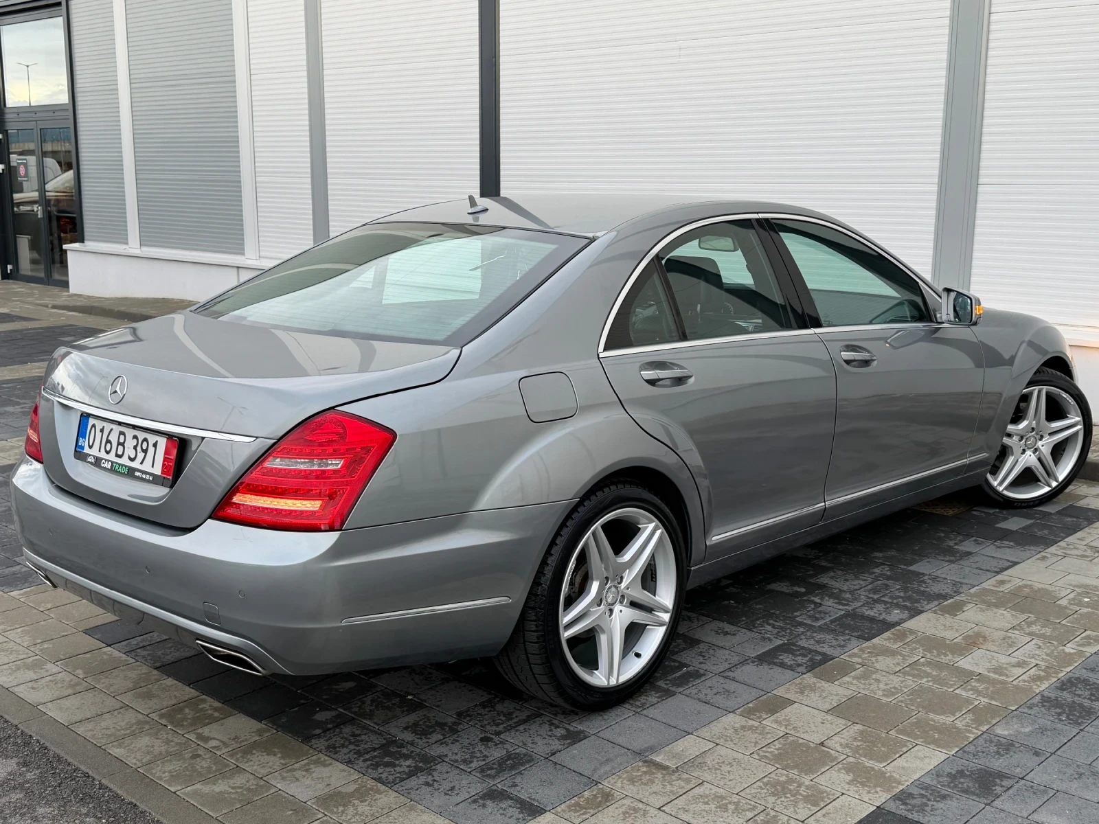 Mercedes-Benz S 350 CDI/FACELIFT/ВАКУУМ/ОБДУХВАНЕ/4xMemory/20zollAMG/, снимка 4 - Автомобили и джипове - 54077559