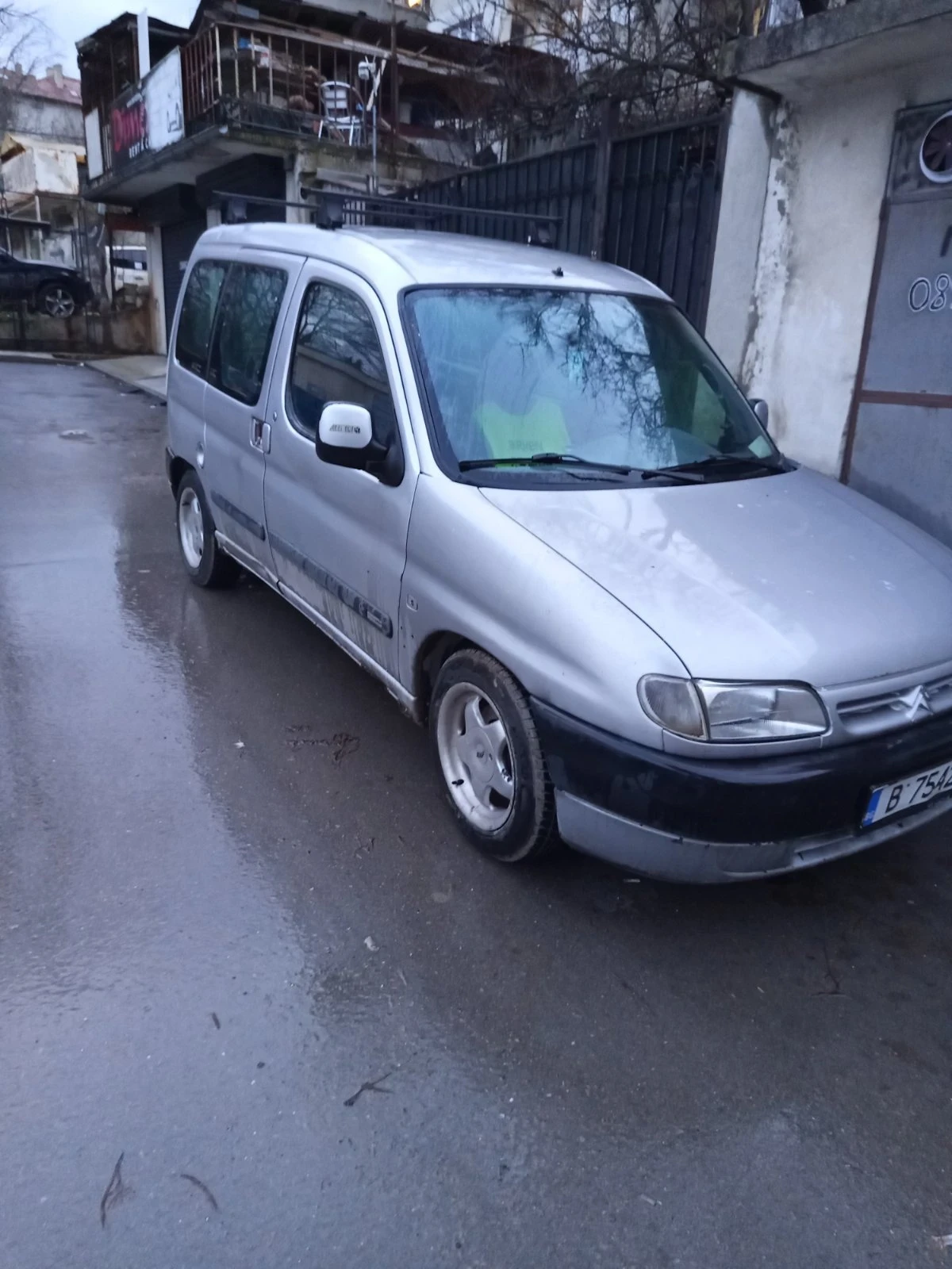 Citroen Berlingo 90 кс, снимка 6 - Автомобили и джипове - 54340156