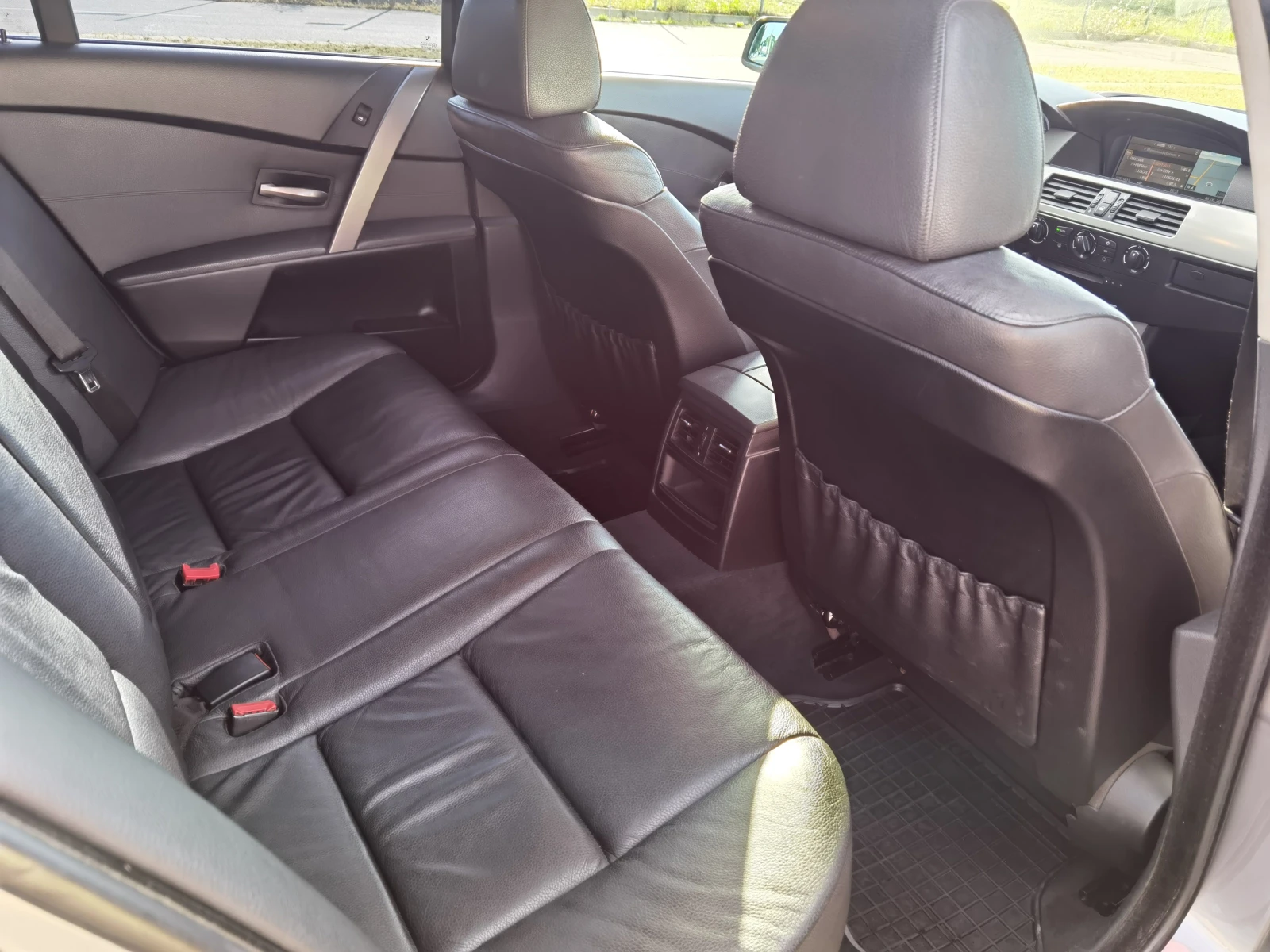 BMW 530 3.0D, снимка 5 - Автомобили и джипове - 54347772