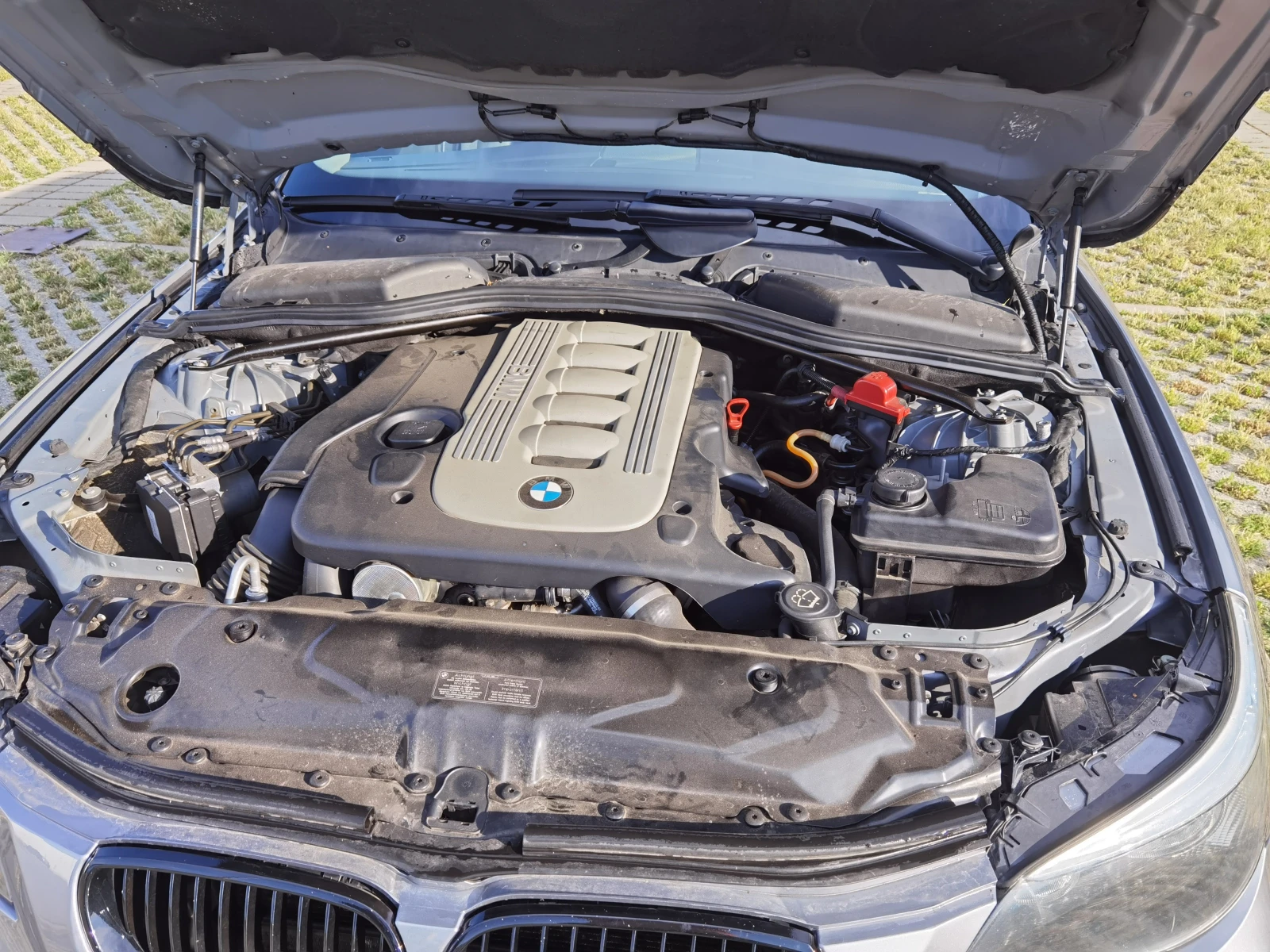 BMW 530 3.0D, снимка 8 - Автомобили и джипове - 54347772