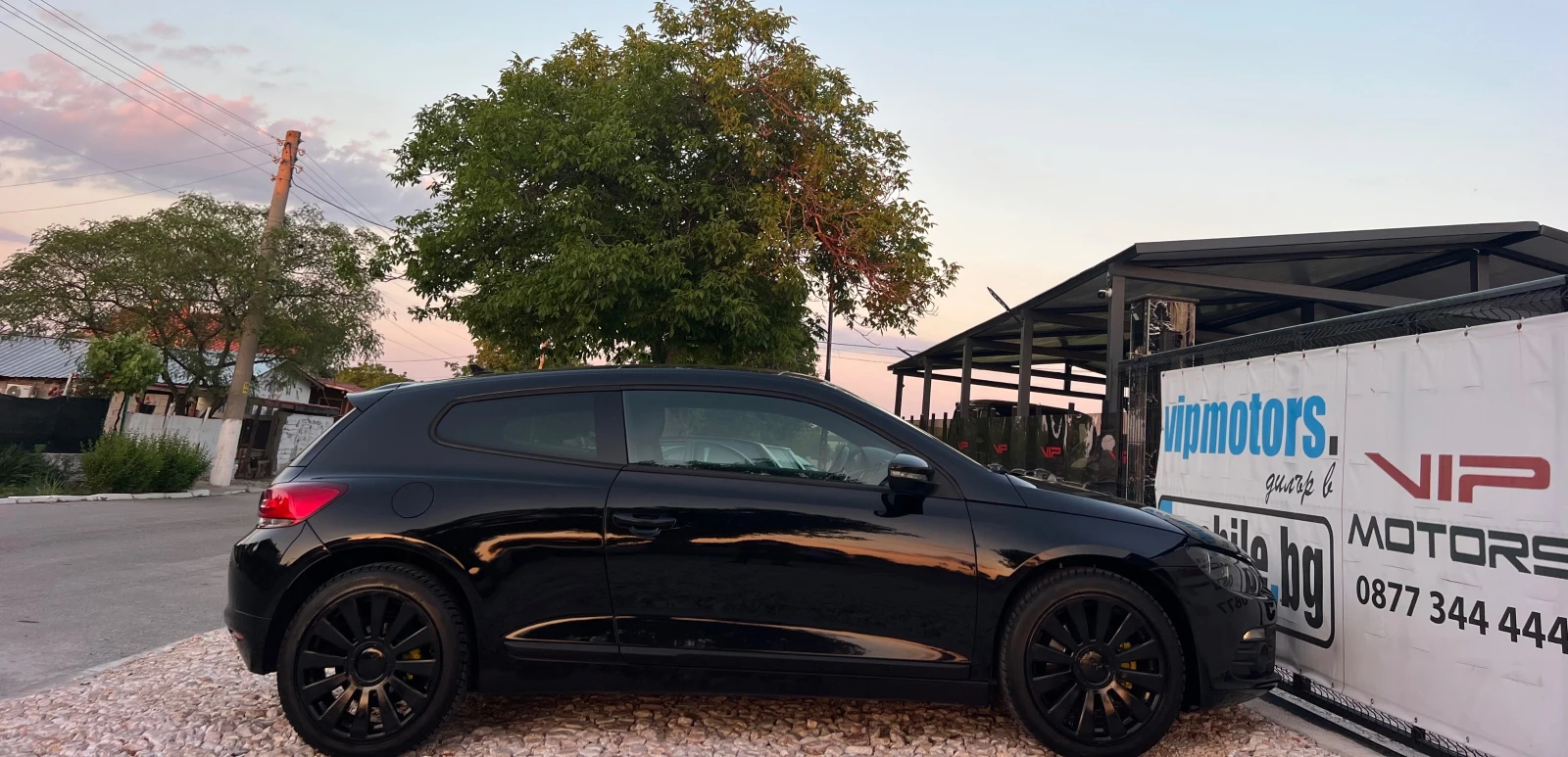VW Scirocco 1.4TURBO R-LINE/PANORAMA/XENON/NAVI/KOJA/FULL/MAX, снимка 6 - Автомобили и джипове - 54693591