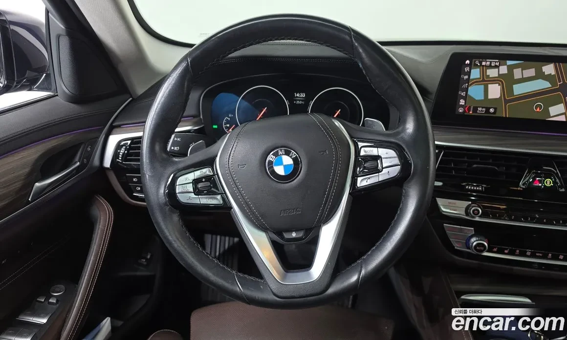 BMW 530 LUXURY PLUS| AMBIENT| HUD| ШИБИДАХ| B48, снимка 7 - Автомобили и джипове - 55135040