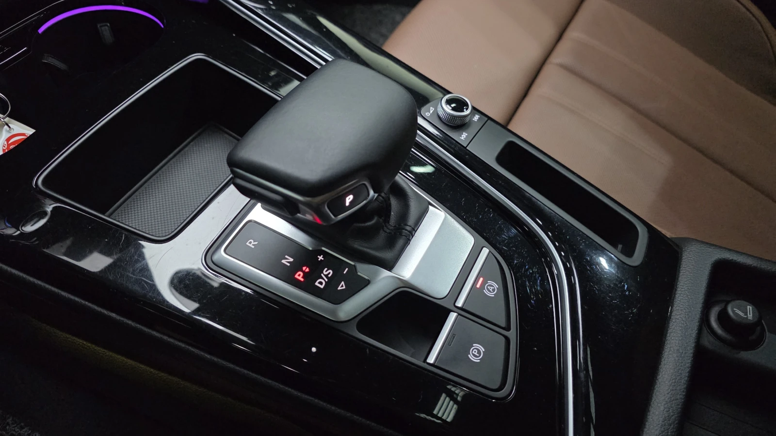 Audi A4 40 tfsi premium MATRIX* S* LINE* LANE* ASSIST*  | Mobile.bg � ����������� 11