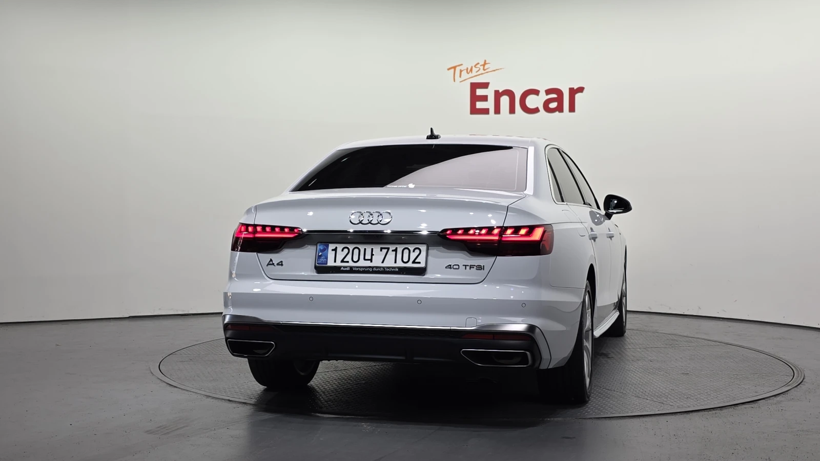 Audi A4 40 tfsi premium MATRIX* S* LINE* LANE* ASSIST*  | Mobile.bg � ����������� 4