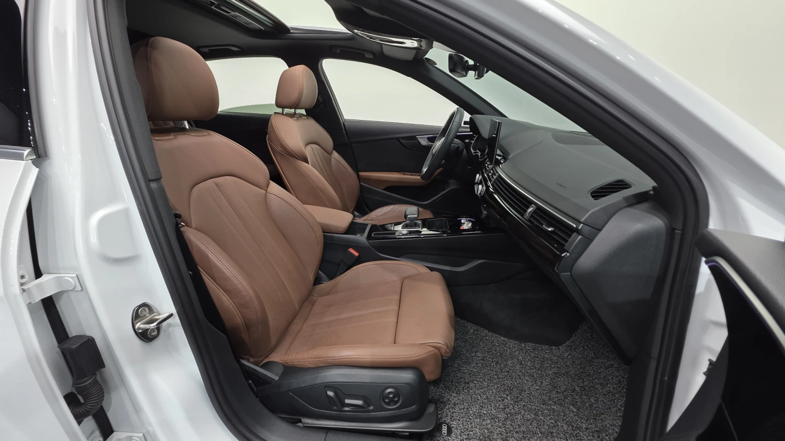Audi A4 40 tfsi premium MATRIX* S* LINE* LANE* ASSIST*  | Mobile.bg � ����������� 7