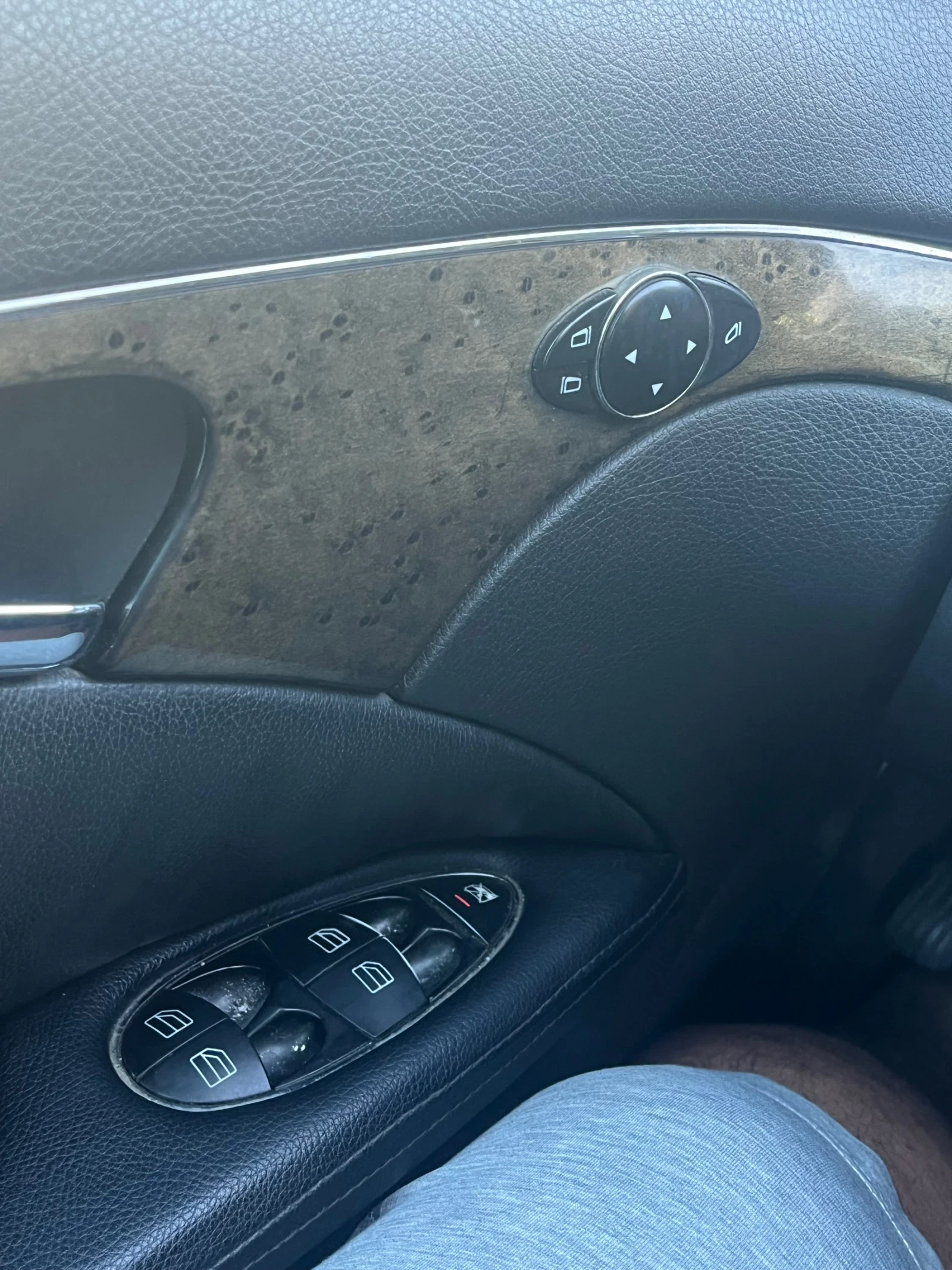 Mercedes-Benz E 320, снимка 10 - Автомобили и джипове - 55563994