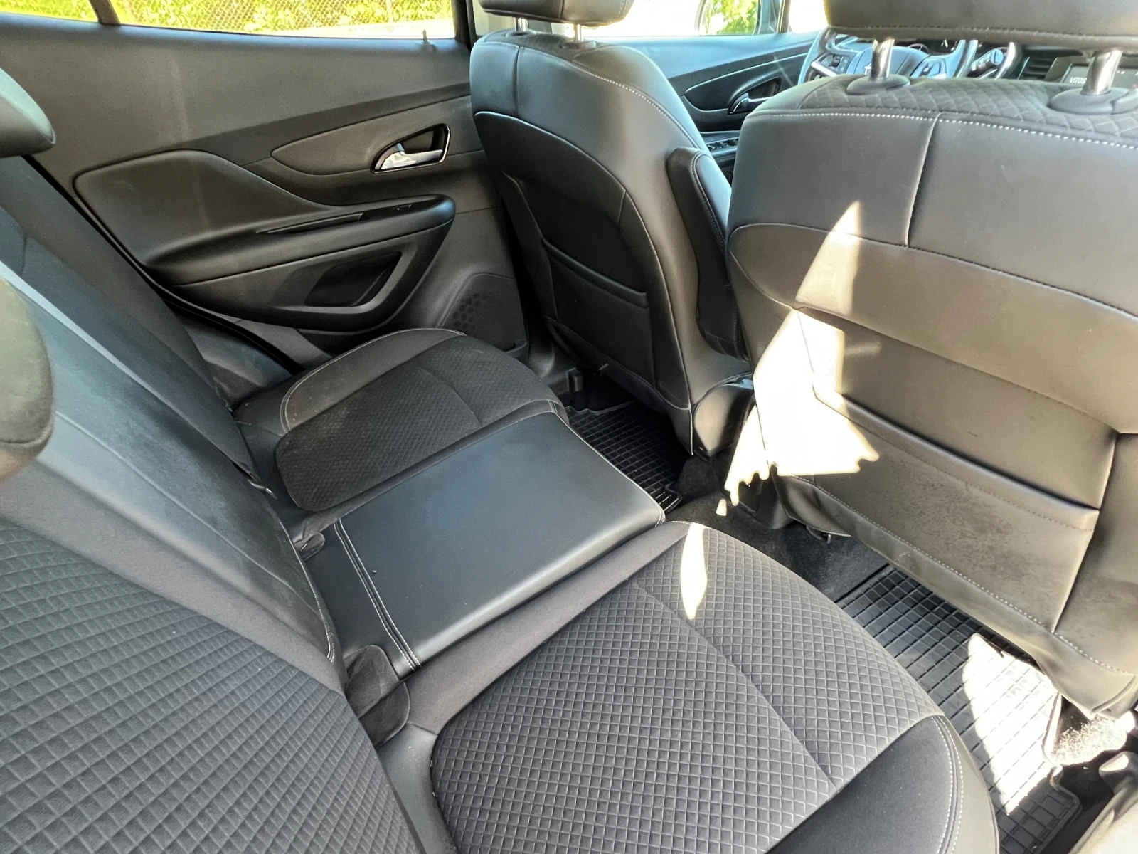 Opel Mokka X 1.6 D, снимка 13 - Автомобили и джипове - 55651937