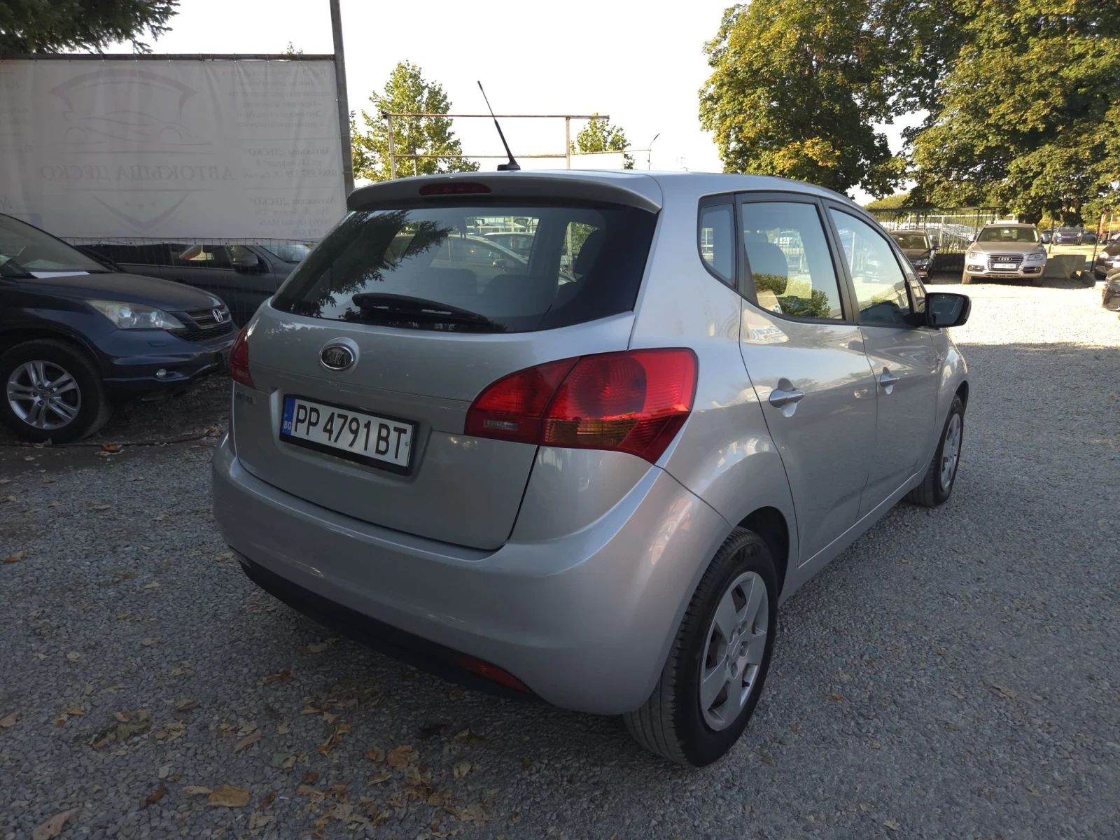 Kia Venga 1.4-90 ГАЗ!! НОВА!!ВСИЧКО ПЛАТЕНО!!, снимка 4 - Автомобили и джипове - 55729245