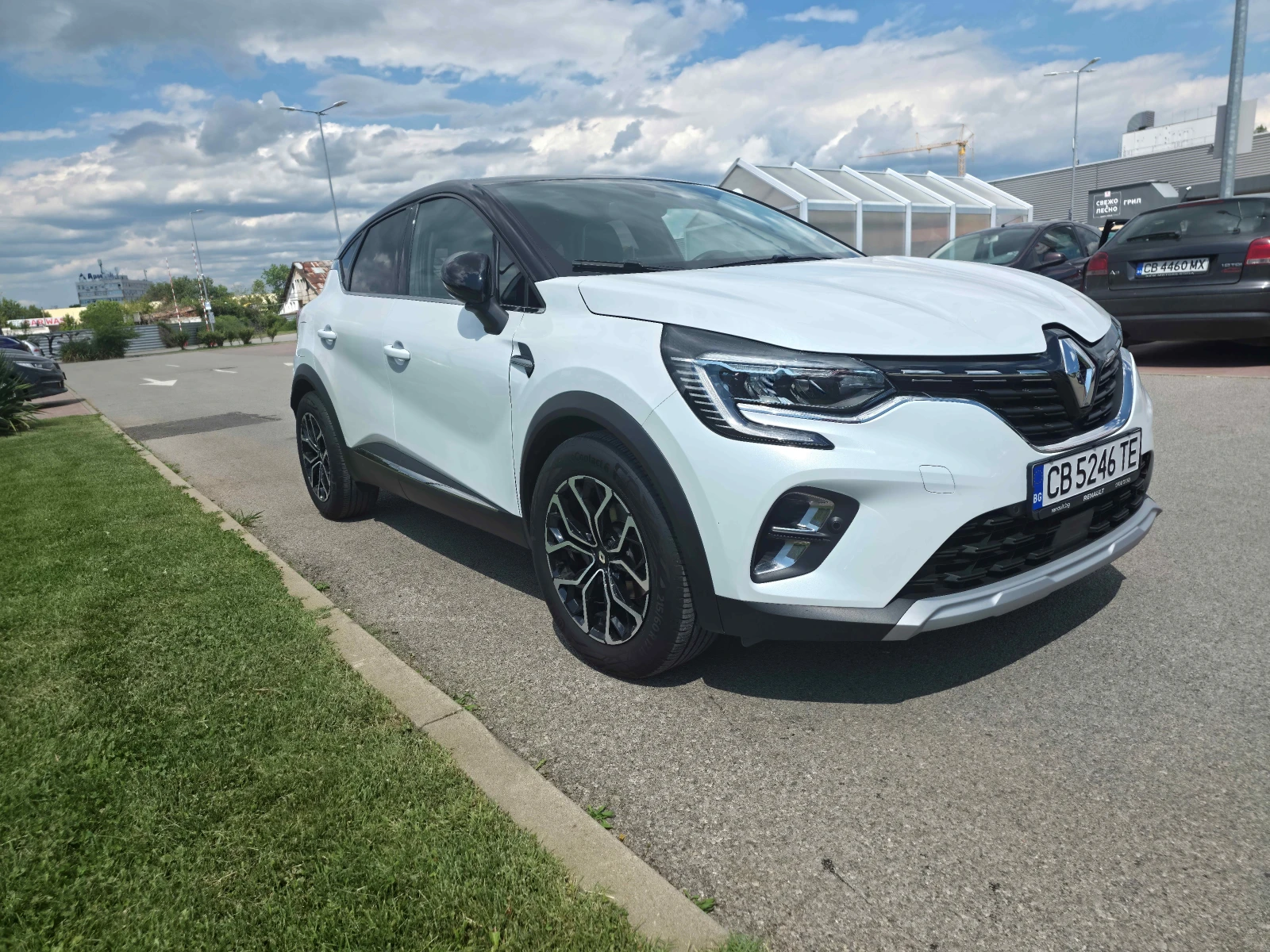 Renault Captur 1.3 TCe 158 �.�. EDC | �������� | 360  ������ | �� | Mobile.bg � ����������� 12