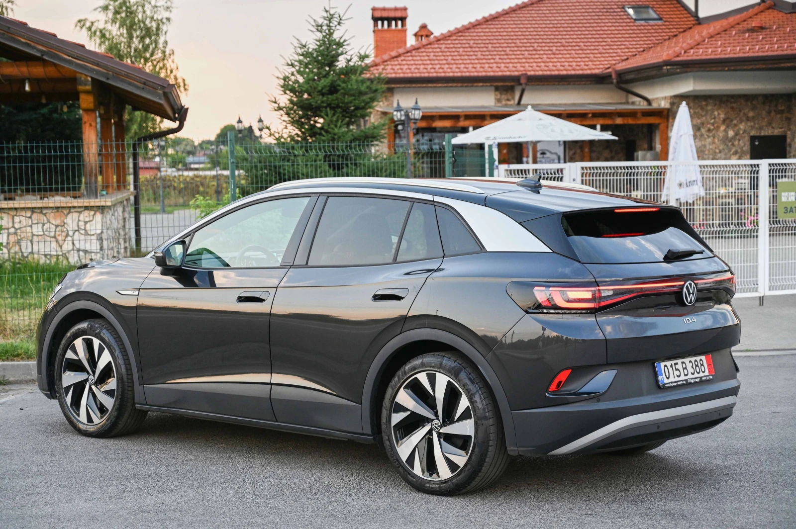 VW ID.4 82kw* 90%SOH* 1ST* Камера* Дистроник* Термопомпа, снимка 8 - Автомобили и джипове - 55832991