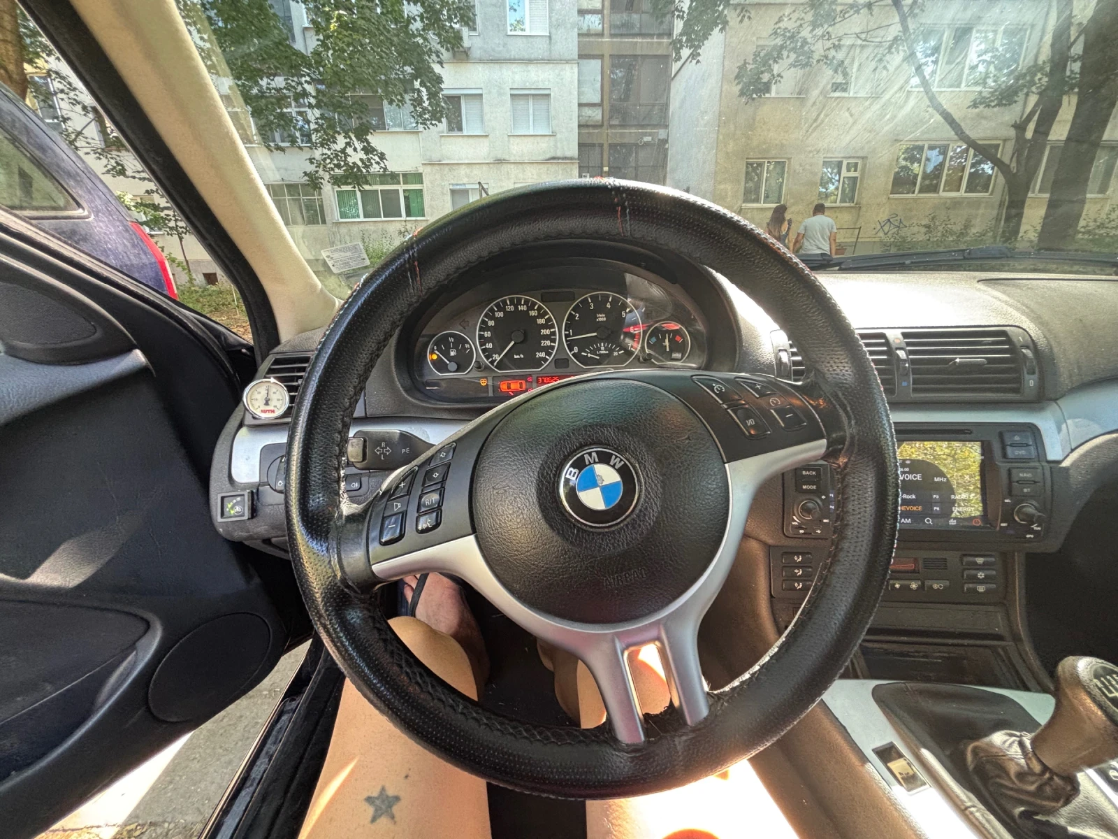 BMW 325, снимка 14 - Автомобили и джипове - 55959953