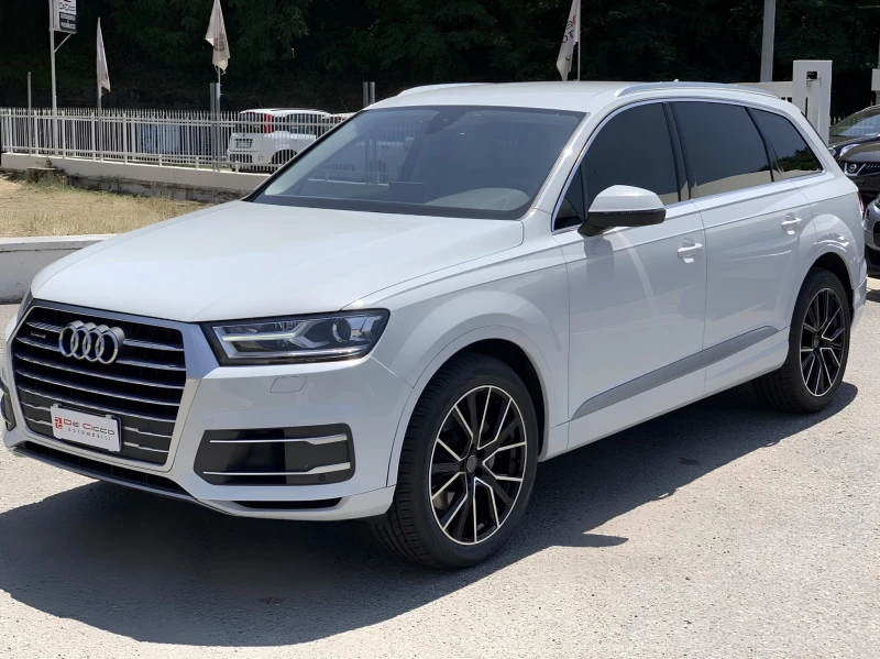 Audi Q7 3.0TDI/FULL/231hp/Сервизна история/Реални 119000км, снимка 1 - Автомобили и джипове - 47974199