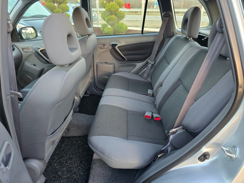 Toyota Rav4 2, 0 D4-D КЛИМАТИК !! НОВ ВНОС !! , снимка 13 - Автомобили и джипове - 53148101